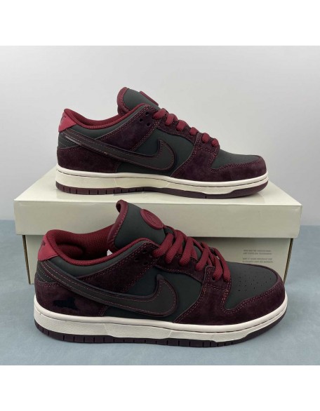 Nk Dunk Low Retro SB