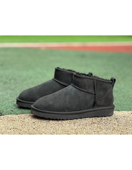 UGG Tasman