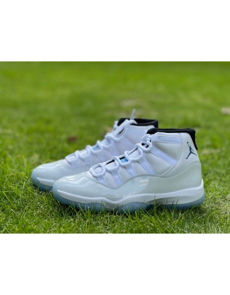 Air Jordan 11