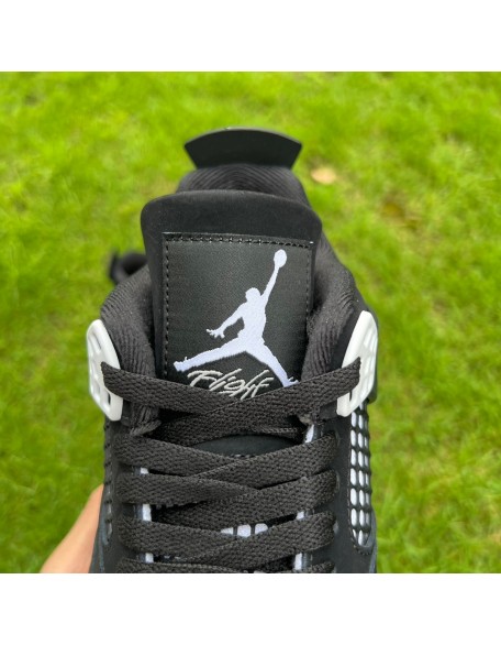 Air Jordan 4 OREO PANDA