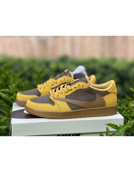 Tracis Scott x Air Jordan 1 Low Golf