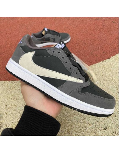 Travis Scott x Air Jordan 1 Low