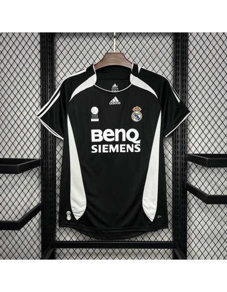 Real Madrid Jersey 06/07 Retro